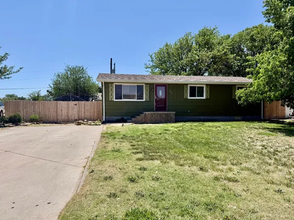 425 E Grant Ct, Ulysses, KS 67880