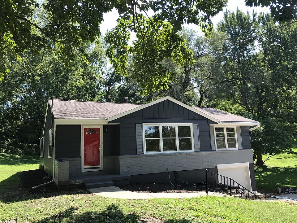 2nd image of 2713 N Bellefontaine Ave