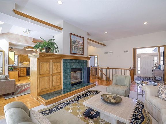 5th image of 5245 W 153rd Ter
