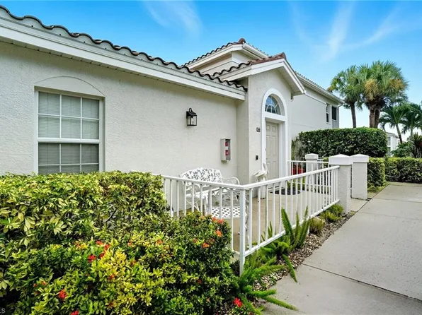 6894 Rain Lily Rd APT 203, Naples, FL 34109