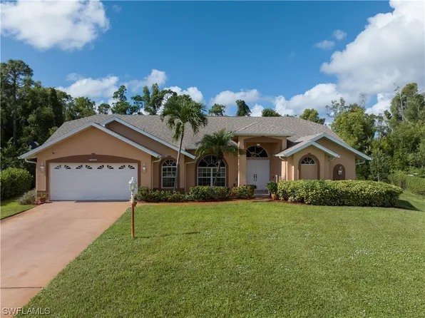 7202 Jasmine Rd, Fort Myers, FL 33967
