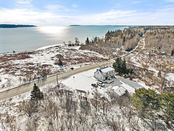 3rd image of 942 Mason Bay Road