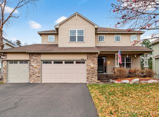 416 Creekwood Cir N, Champlin, MN 55316
