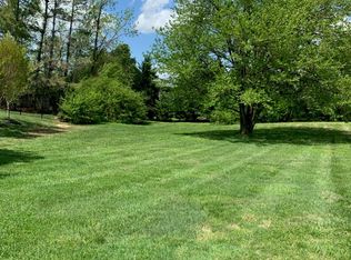 869 Oaklawn Ct, Cookeville, TN 38501