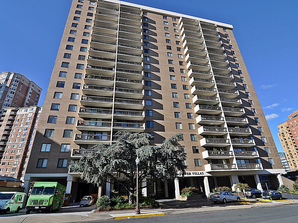 1st image of 3800 Fairfax Dr APT 1003