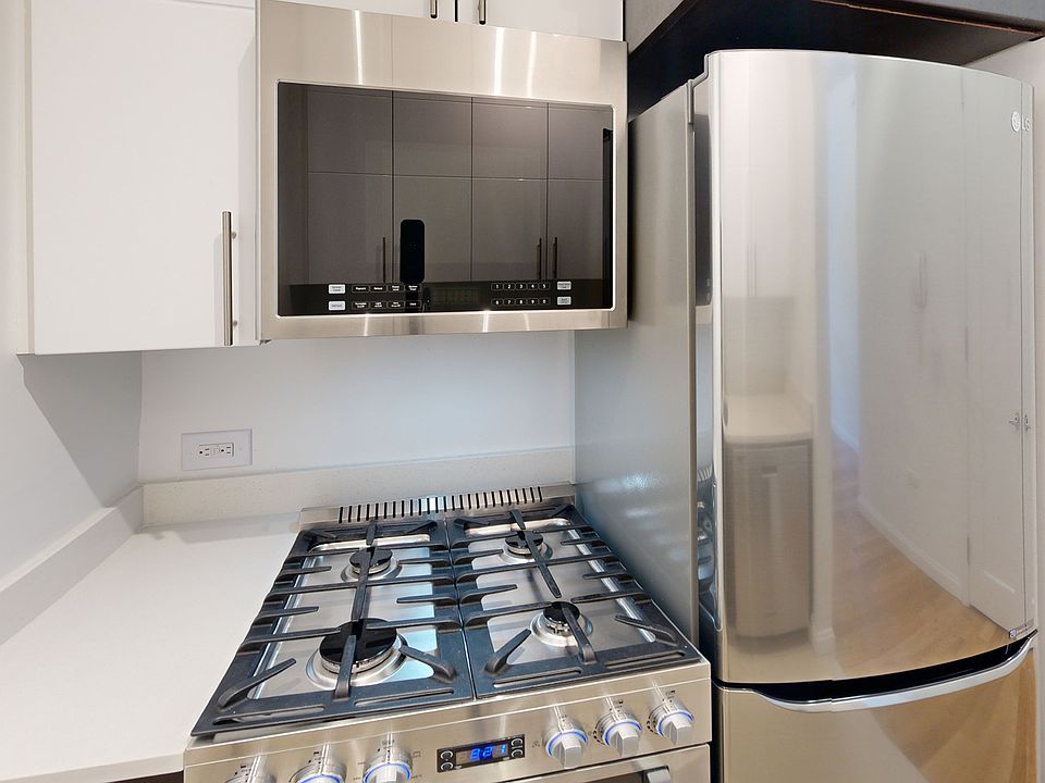 1st image of 795 Columbus Ave APT 9M