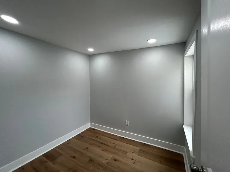 1049 Mercy St — Photo 21