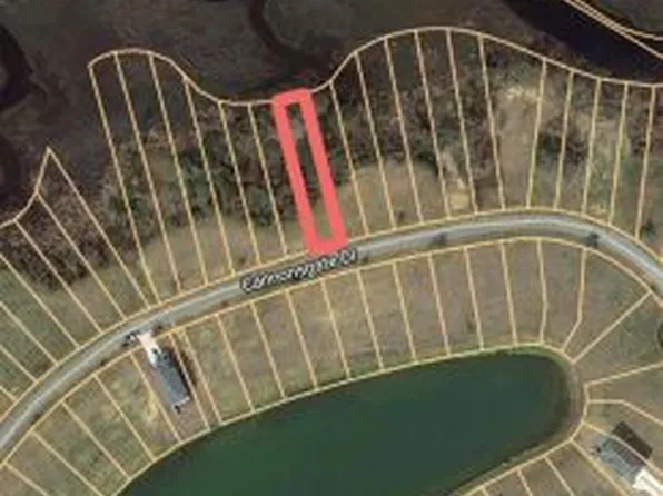 639 Cannonsgate Dr, Newport, NC 28570