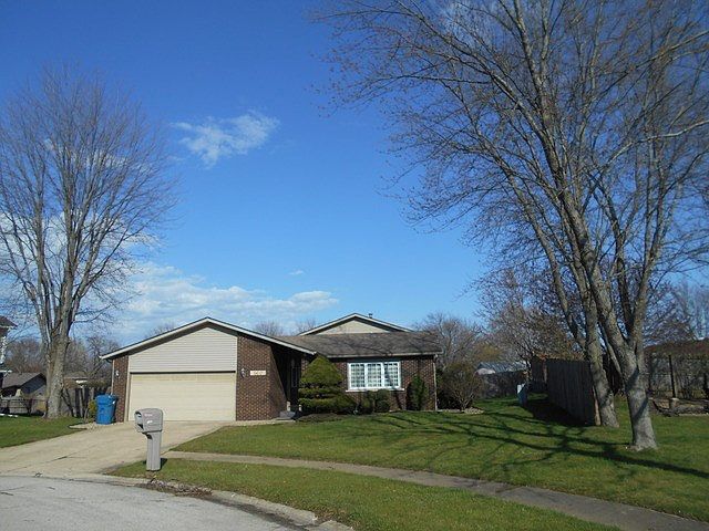 1st image of 660 Beauregard Ct
