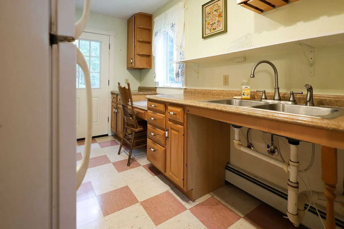 1 bed, 1.0 bath, 940 sqft, $2,300 — Photo 4