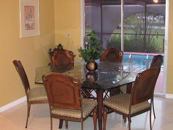2nd image of 27285 Elwood Dr