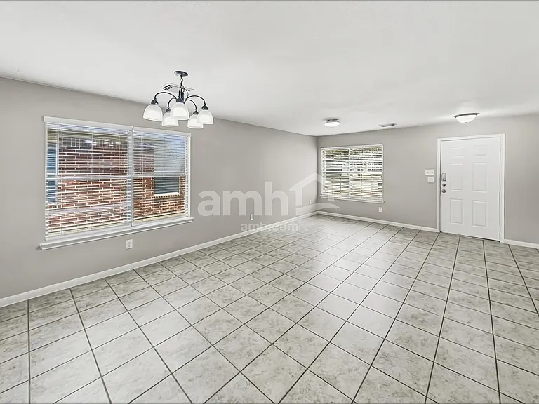 29435 Legends Glen Dr — Photo 6