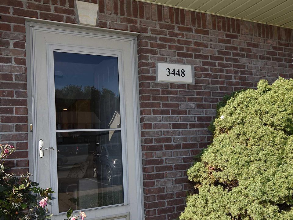 1st image of 3448 S Oaklawn Cir