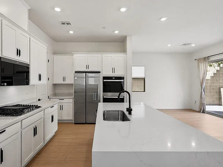 1611 Pacific Baza St — Photo 8
