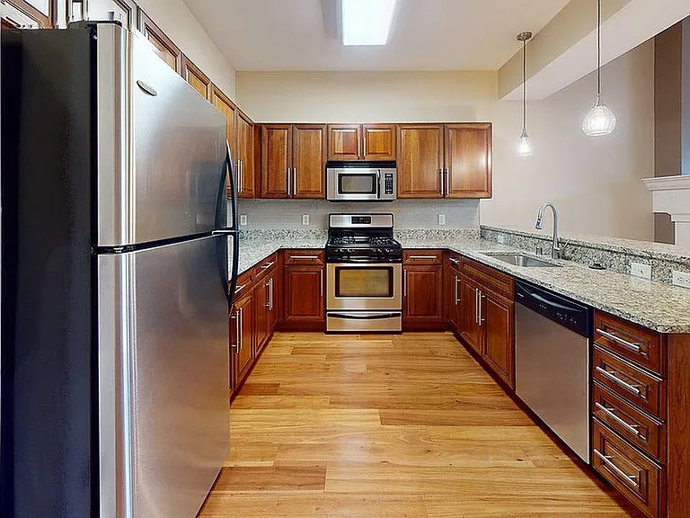 Lofted 2 Bed/2 Bath - Unit 309, Kitchen
