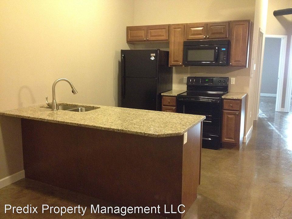1st image of 275 Jefferson Ave Unit 5