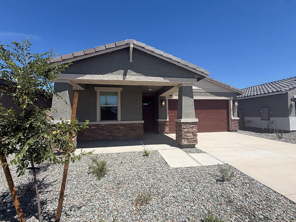 15812 W Cottontail Ln