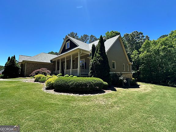4th image of 235 Chandler Walk