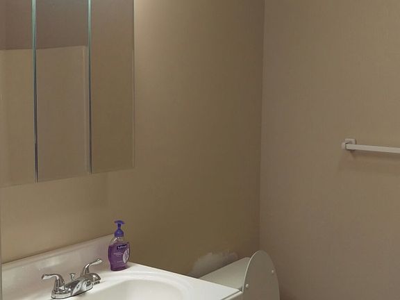 5th image of 542 Beach 129th St #2