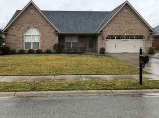 5510 Scarlet Oak Rd, Jeffersonville, IN 47130