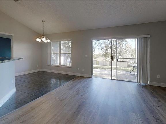 4th image of 11523 Clair Pl