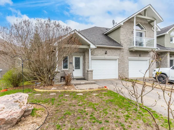 50 Webb Cir, Dysart Et Al, ON K0M 1S0
