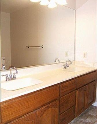 3rd image of 6 Lourdes Ct