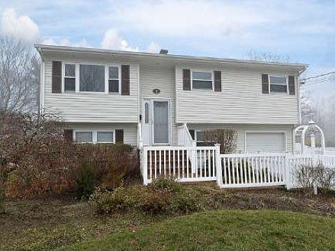 2nd image of 4 Rivera Ln