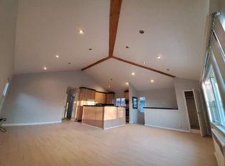 61-17 Bell Blvd, Oakland Gardens, NY 11364