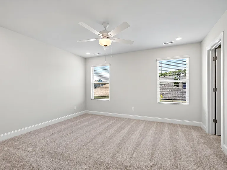 801 Portland Rose Dr — Photo 19
