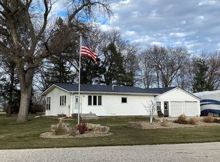 22154 Vail Ave, Shell Rock, IA 50670