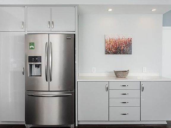 4th image of 1 Beach Dr SE Unit 2609