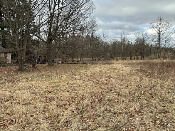 199 Popcorn Ln, Enon Valley, PA 16120