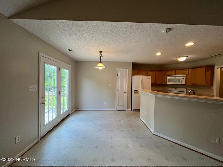 337 Foster Creek Rd — Photo 7