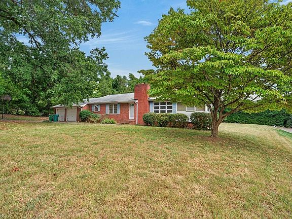 2nd image of 255 Conrad Cir
