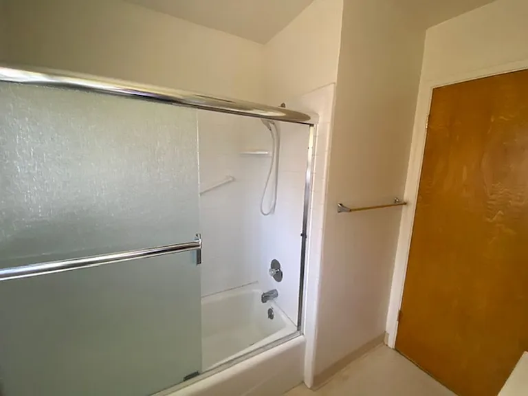 1051 Shell Ave — Photo 13
