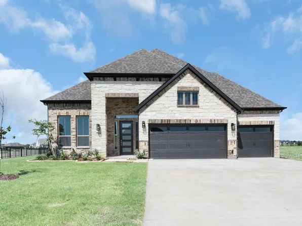 203 Links Ct E, Heath, TX 75032