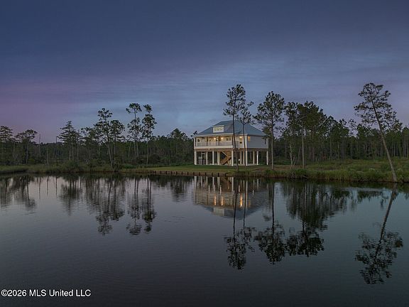 4th image of 13075 Enciente Point Dr