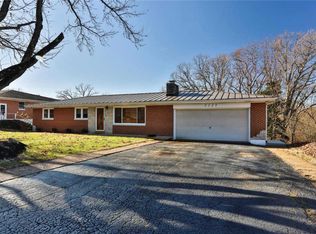 2125 Sunswept Ln, High Ridge, MO 63049