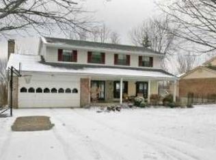 8975 Mimosa Ln, West Chester, OH 45069