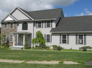 5 Westview Dr, Dalton, MA 01226