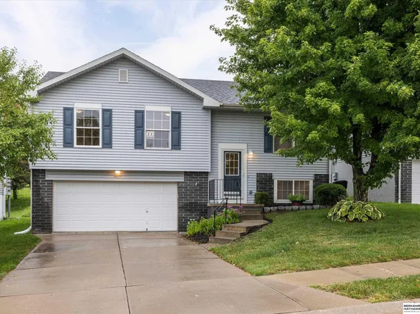 6607 N 79th St, Omaha, NE 68122