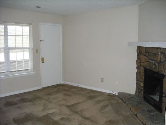 3rd image of 208 Patton Chapel Way
