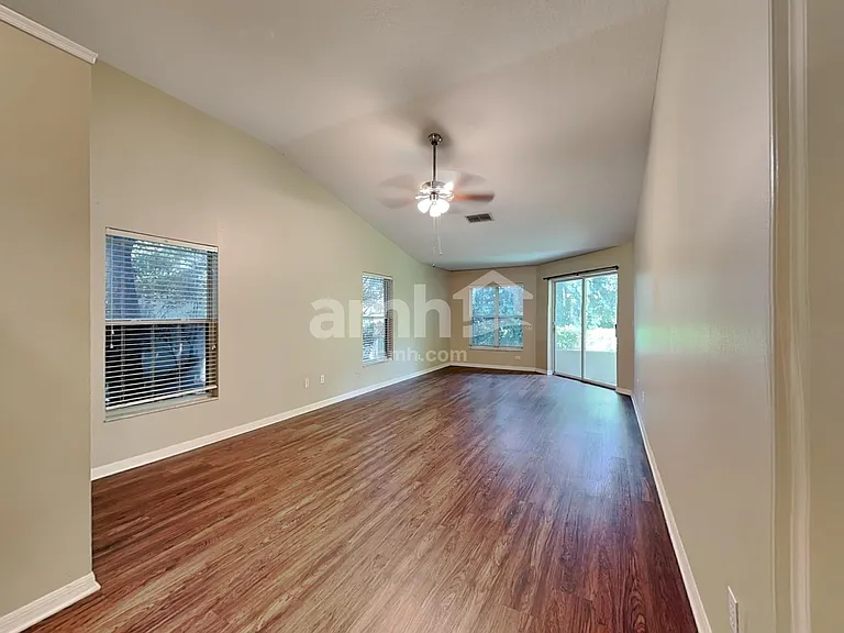 883 Moonluster Dr — Photo 11