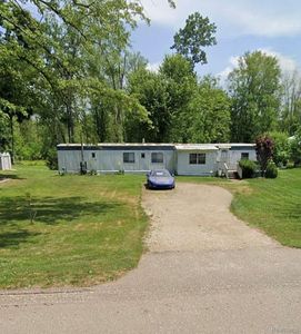 209 Blackman St, Lawrence, MI, 49064