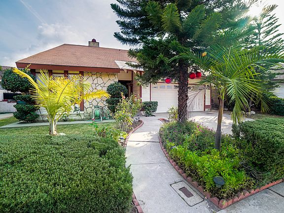 3rd image of 2146 Evangelina St