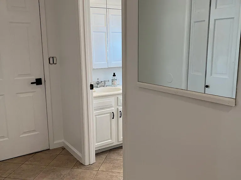 154 Beverly Rd — Photo 22