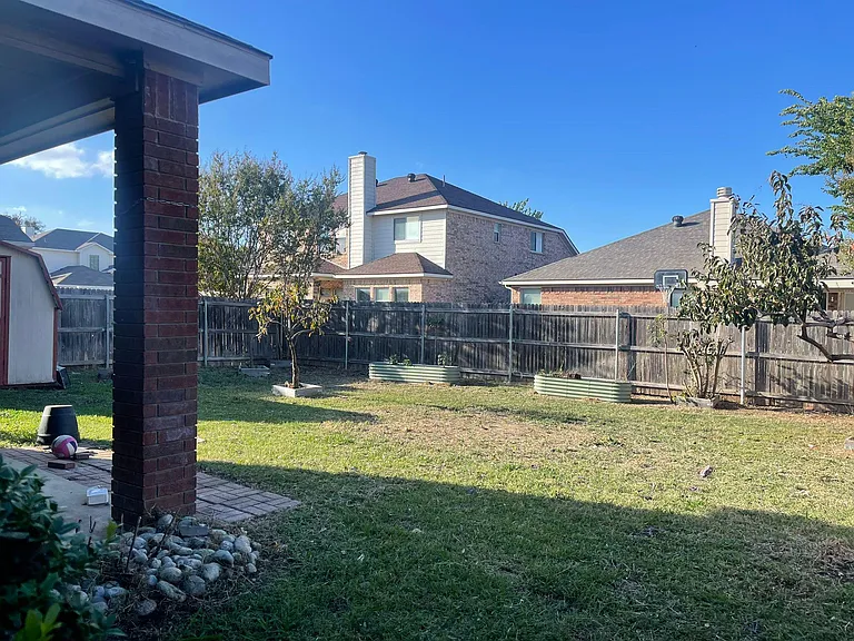 1102 Deedee Creek Dr — Photo 23