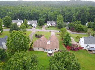 6099 Devonshire Dr, Flowery Branch, GA 30542