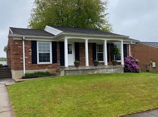 5006 Oldshire Rd, Louisville, KY 40229